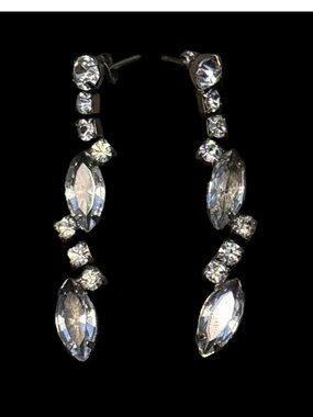 Source Unknown Clear Crystal Drop Dangle Earrings